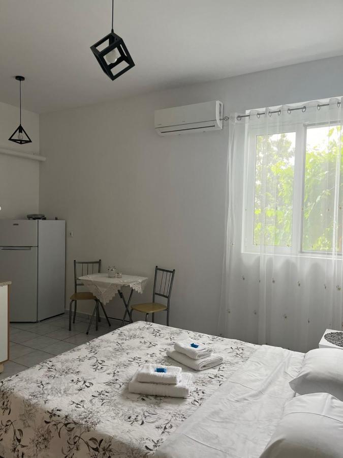 Gardenia Rooms 伊拉克利翁 外观 照片